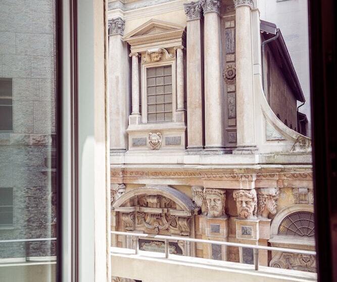 Straf, Milan, A Member Of Design Hotels