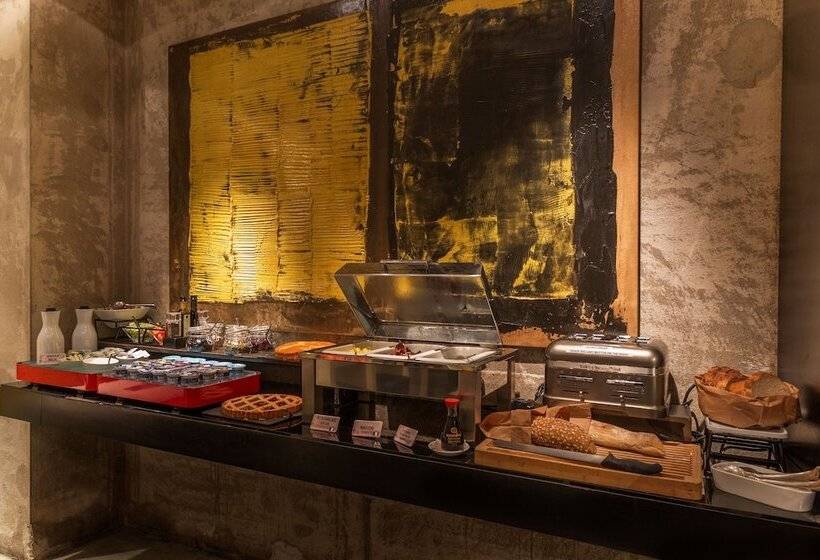 Straf, Milan, A Member Of Design Hotels