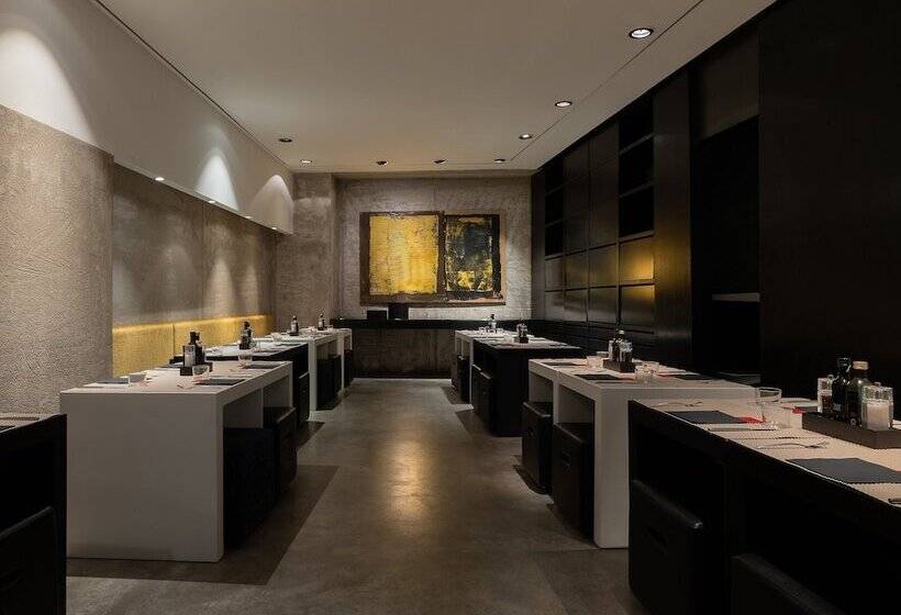 Straf, Milan, A Member Of Design Hotels