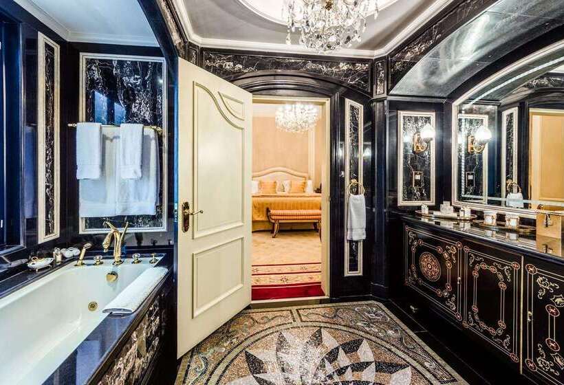 هتل Bentley London