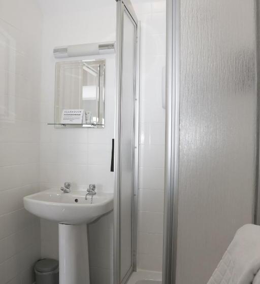 Отель The Clubhouse B&b