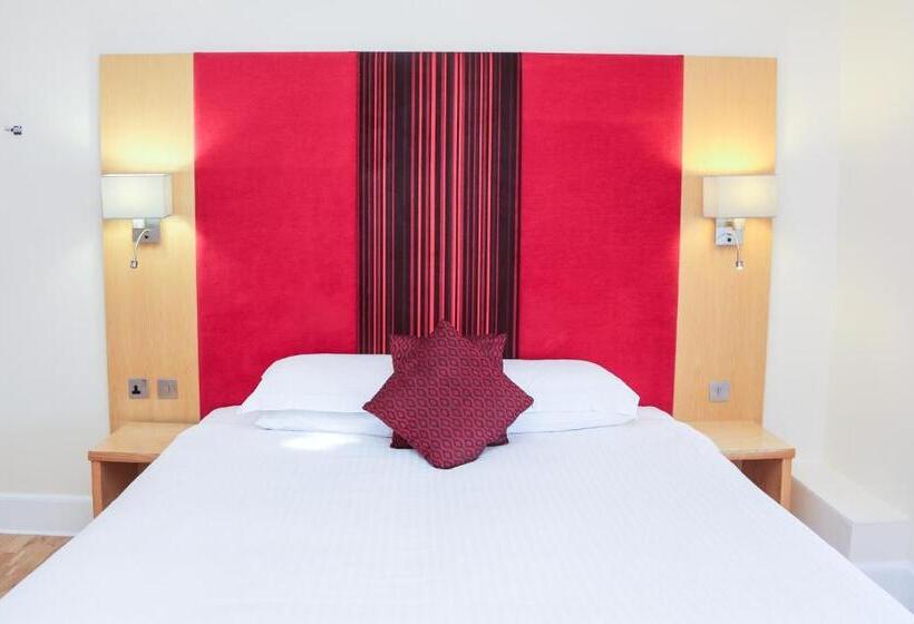 Отель The Clubhouse B&b