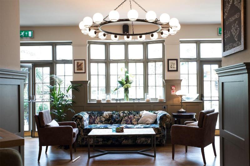 ホテル The Fox & Goose