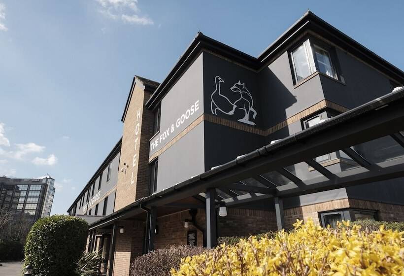 ホテル The Fox & Goose
