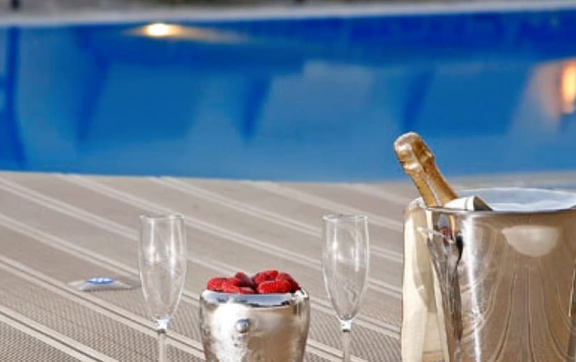 Отель Thera Mare