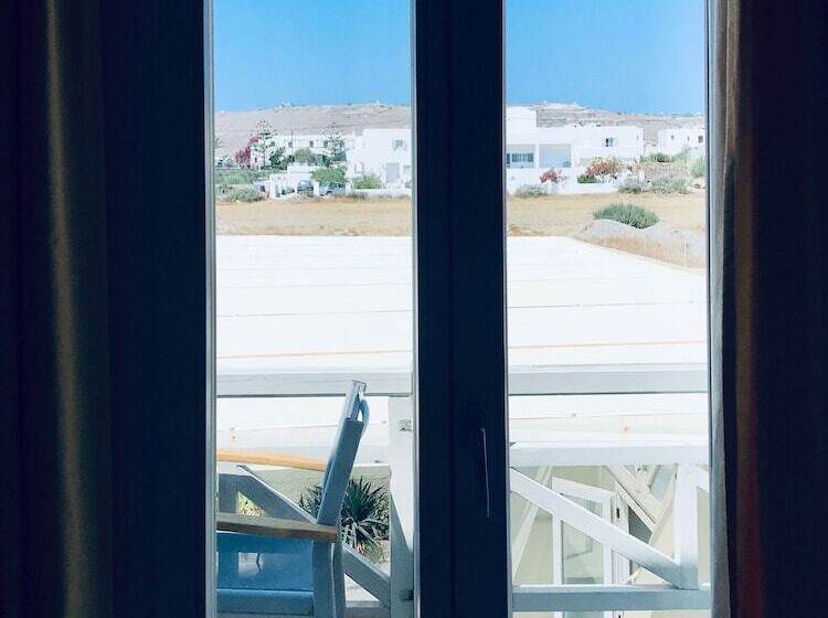 Отель Thera Mare