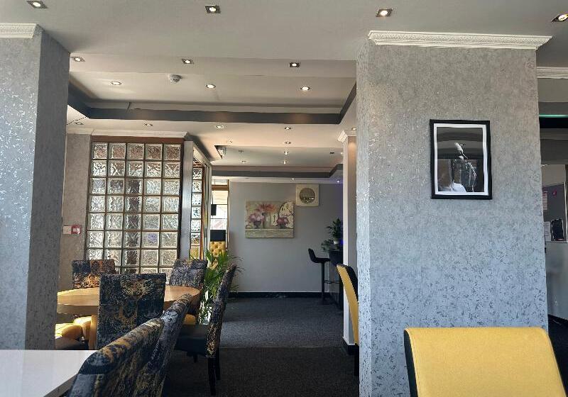 فندق Shilton Inn