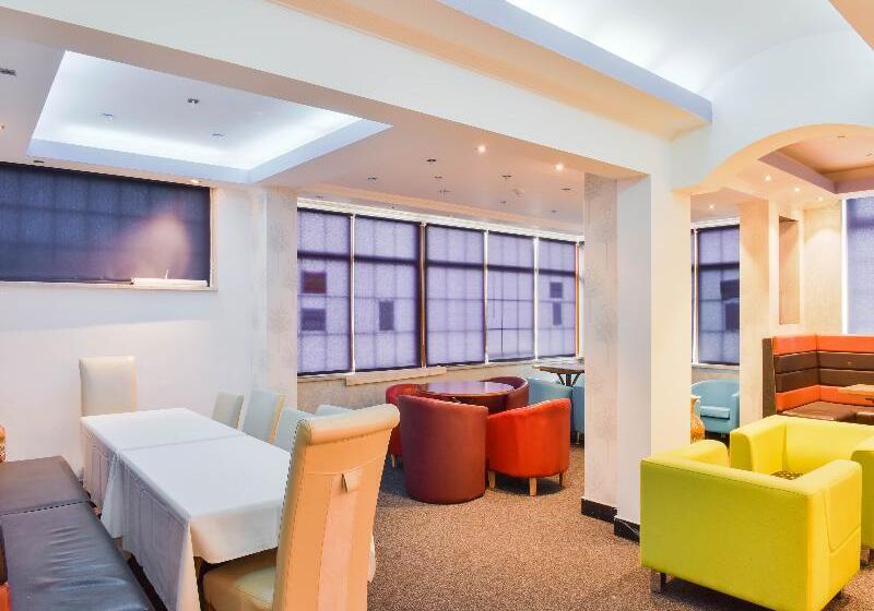 فندق Shilton Inn