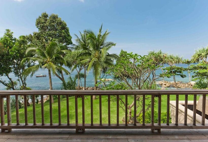 בית מלון כפרי Trisara Villas & Residences Phuket