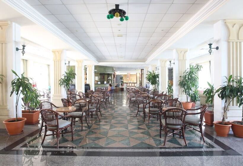 ホテル Tsokkos Gardens