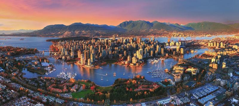 Отель Vancouver Marriott Pinnacle Downtown