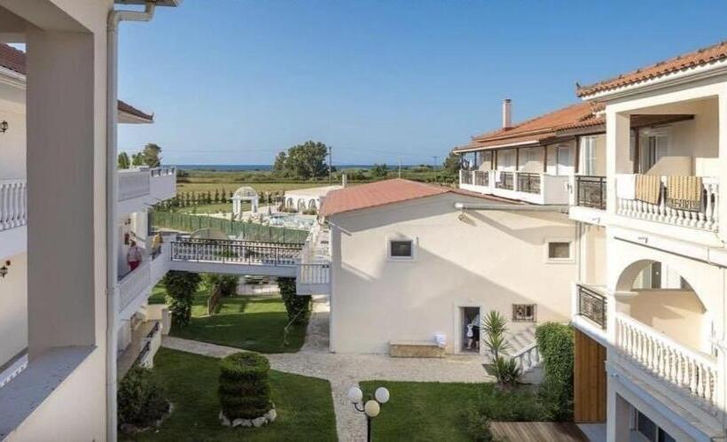 Venus Hotel & Suites