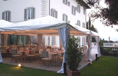 هتل Villa La Vedetta