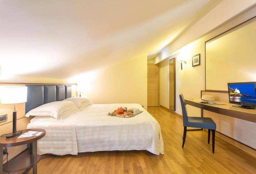 فندق Virgilio Grand