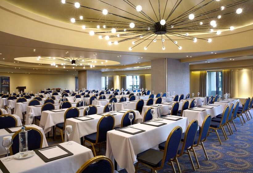 فندق Wyndham Grand Athens