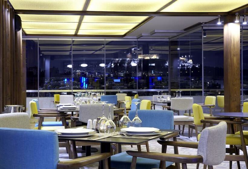 فندق Wyndham Grand Athens