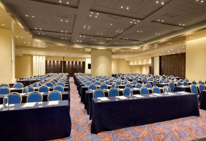 فندق Wyndham Grand Athens