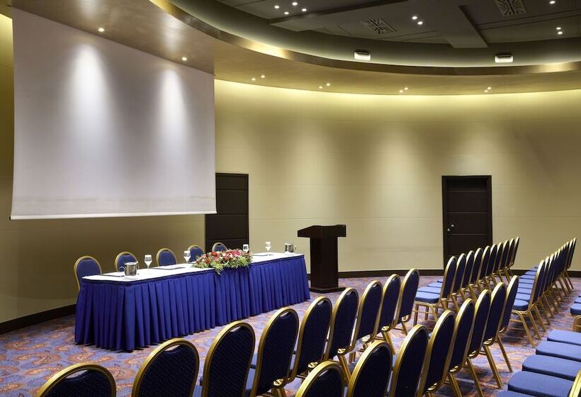 فندق Wyndham Grand Athens