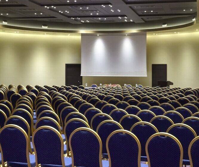 فندق Wyndham Grand Athens