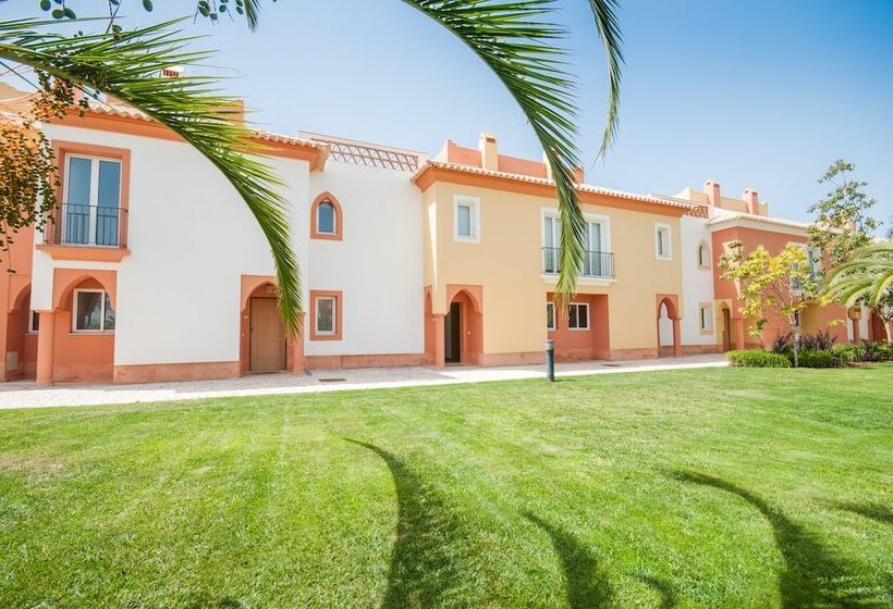 Jardim Da Meia Praia Resort