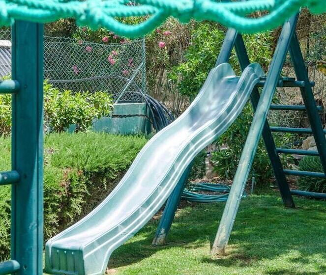 Jardim Da Meia Praia Resort