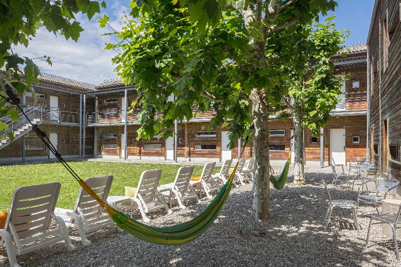 Lausanne Youth Hostel Jeunotel