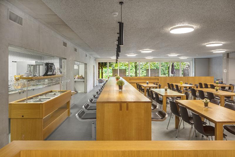 Lausanne Youth Hostel Jeunotel