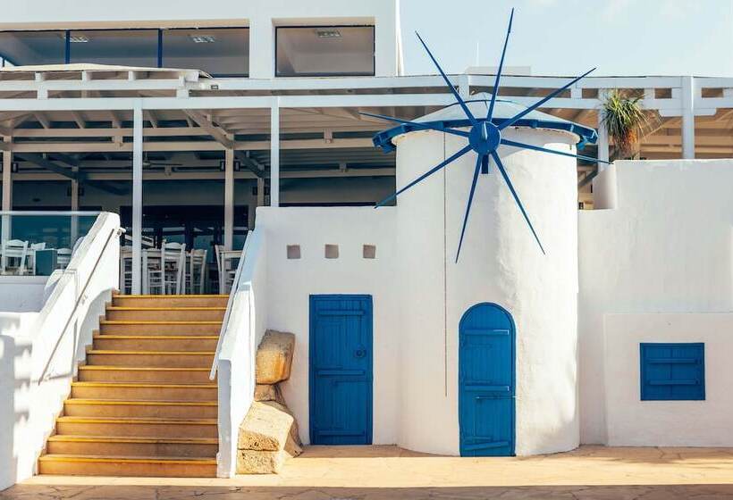Marismare Apartments