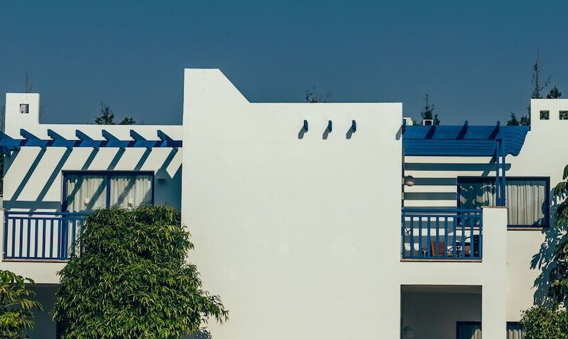 Marismare Apartments