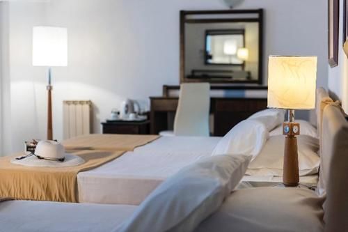 Niriides Beach Hotel