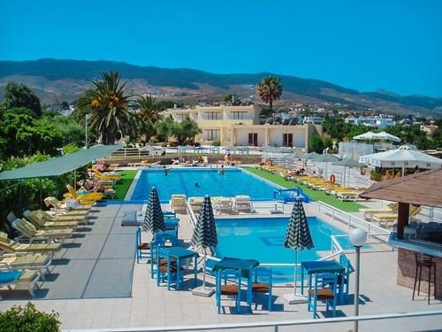 Niriides Beach Hotel