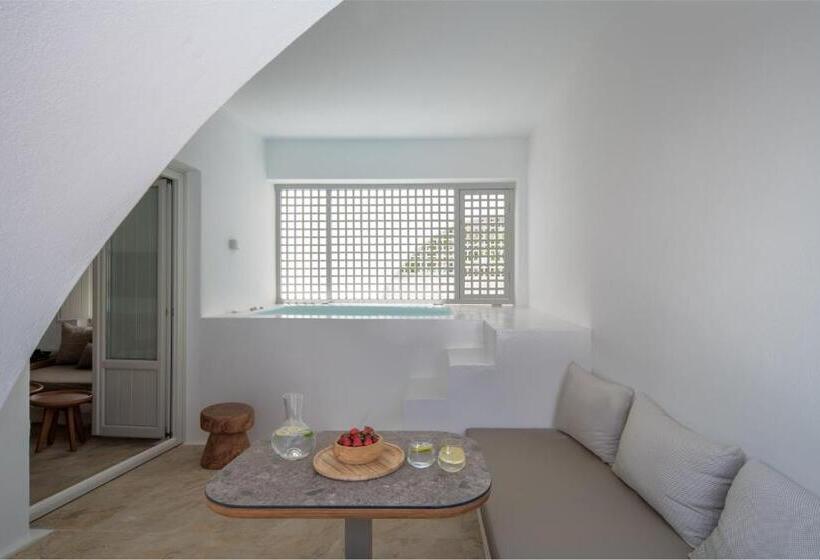 Santorini Kastelli Resort