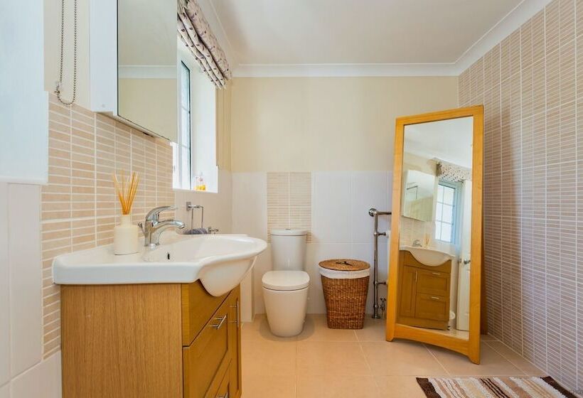 Croyde Meadowbank 4 Bedrooms