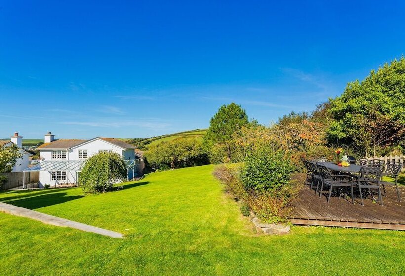 Croyde Meadowbank 4 Bedrooms