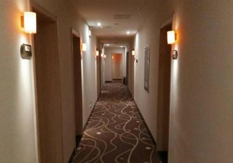 호텔 7 Days Inn Premium Zaozhuang Tengzhou Xueyuan Middle Road Highspeed Railway Branch