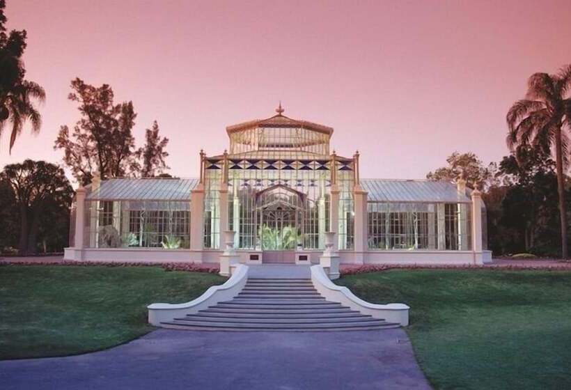 בית מלון כפרי Adelaide Caravan Park   Aspen Holiday Parks