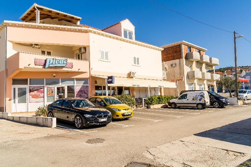 فندق Apartments Smanjak