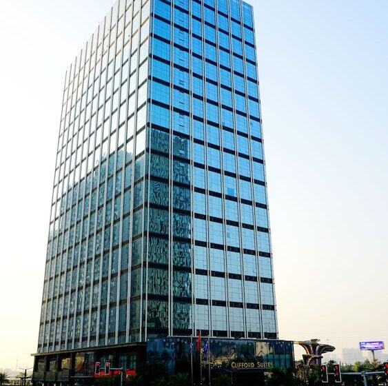 ホテル Clifford Suites