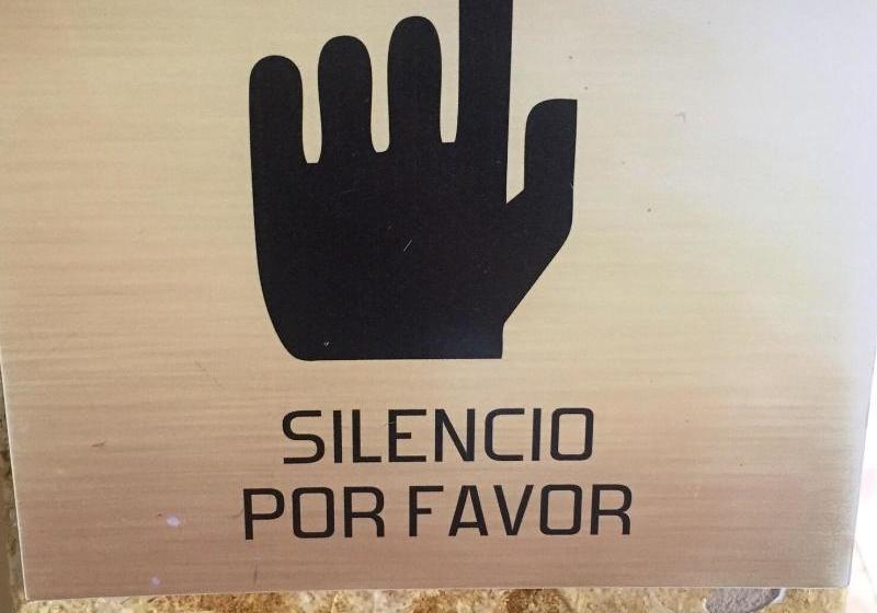 בית מלון כפרי Diamantina Palace