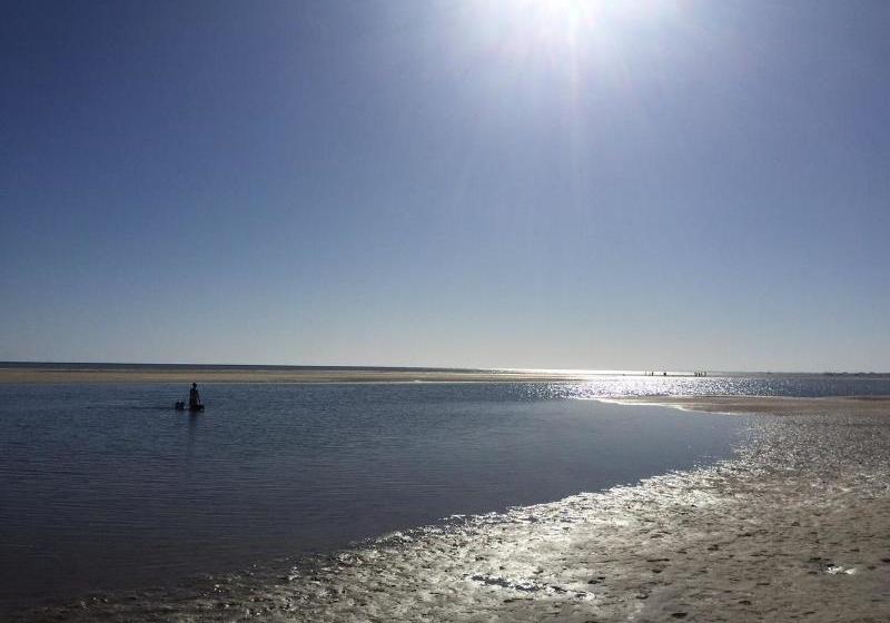 Отель Dunsborough Ridge Retreat