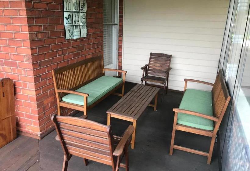 فندق Hamptons Inn Bed & Breakfast