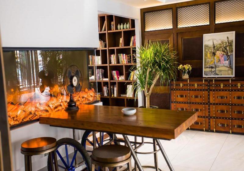 酒店 James Joyce Xining Railway Station Square Branch