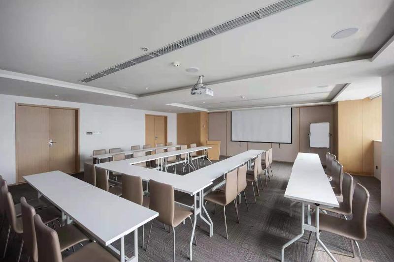 Отель Ji  Chengdu Global Center