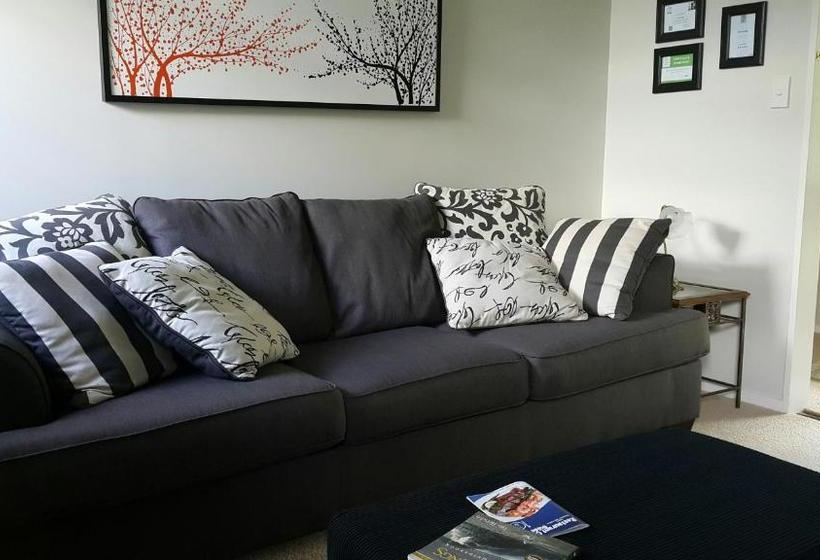 בית מלון כפרי Kerry Lodge