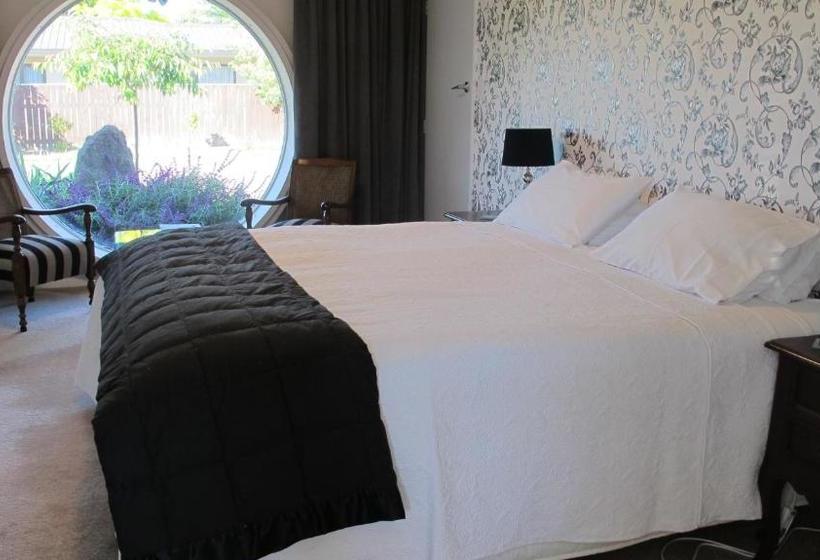 בית מלון כפרי Kerry Lodge