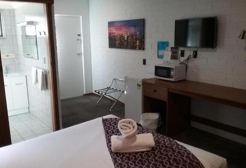 בית מלון כפרי Pooraka Motor Inn