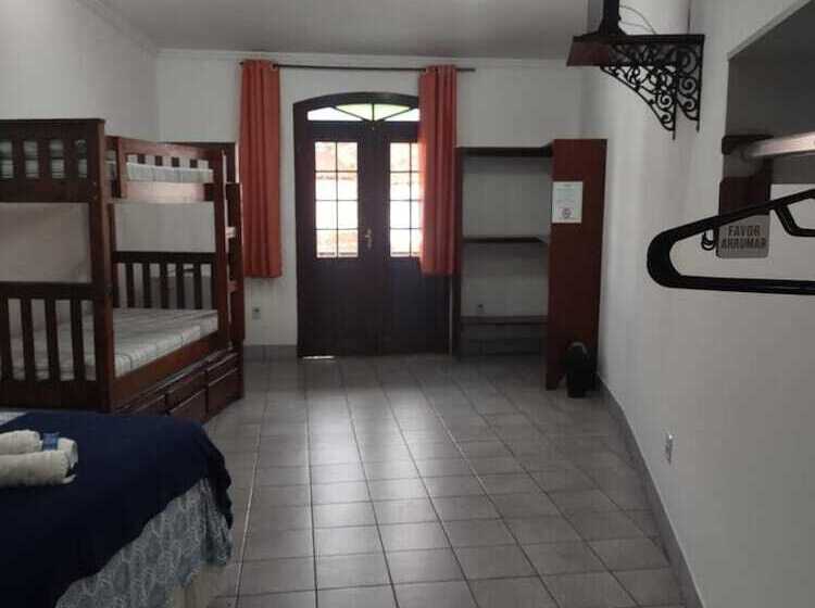 ホテル Pousada Caravela