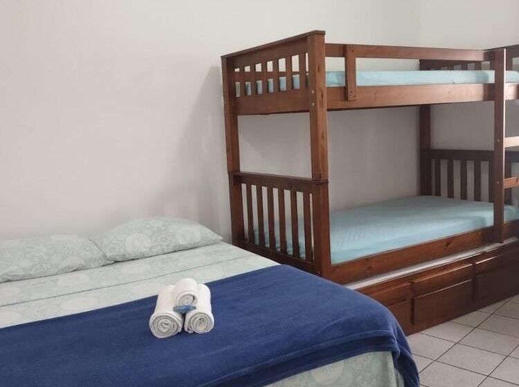 ホテル Pousada Caravela