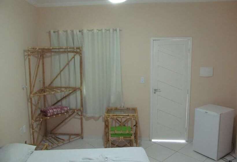 ホテル Pousada Caravela