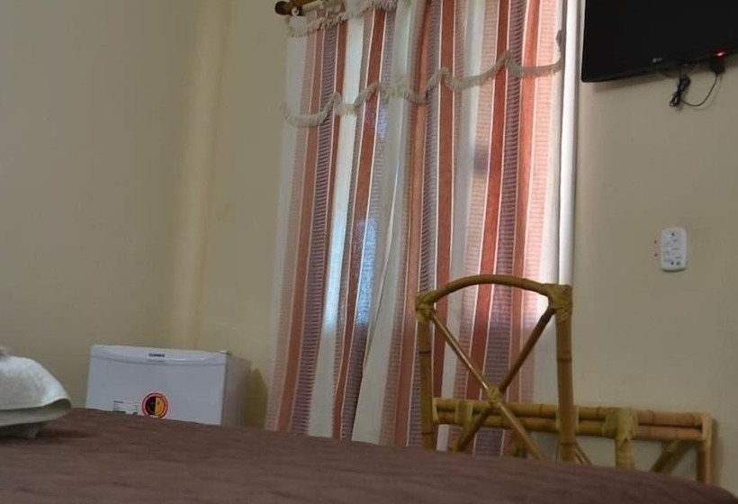 ホテル Pousada Caravela